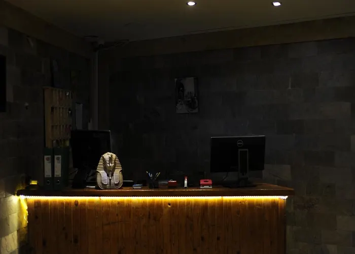 Tarakhan Szálloda 3*