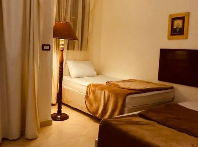 Tarakhan Szálloda 3*